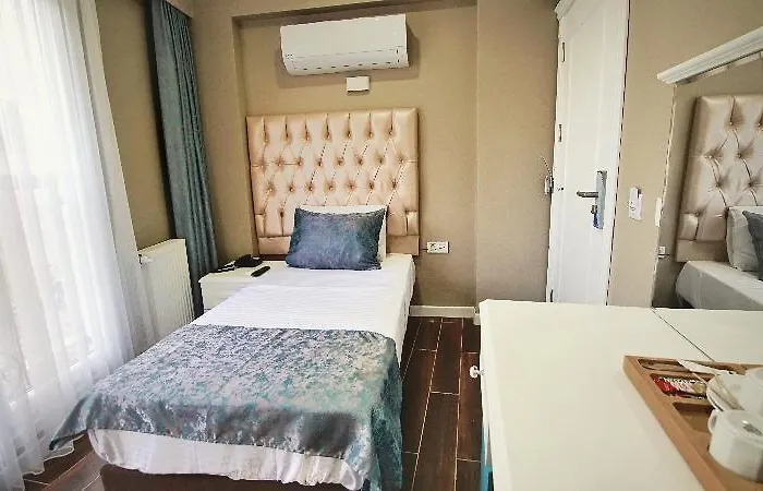 Cape Palace Отель 3*